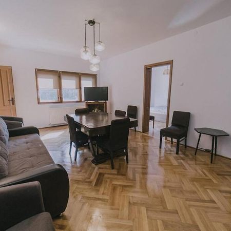 Predoi'S Place Apartment Sinaia Bagian luar foto